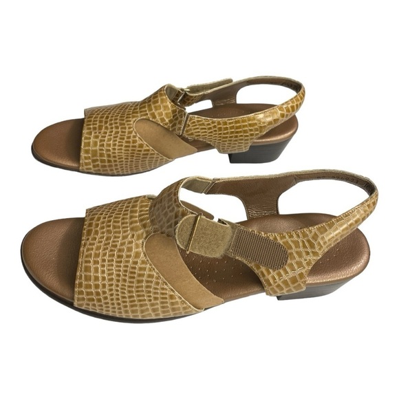 SAS Reptile Print Size 10.5 N Low Heel Comfort Open Toe
Sandals Adj Straps - Picture 4 of 10